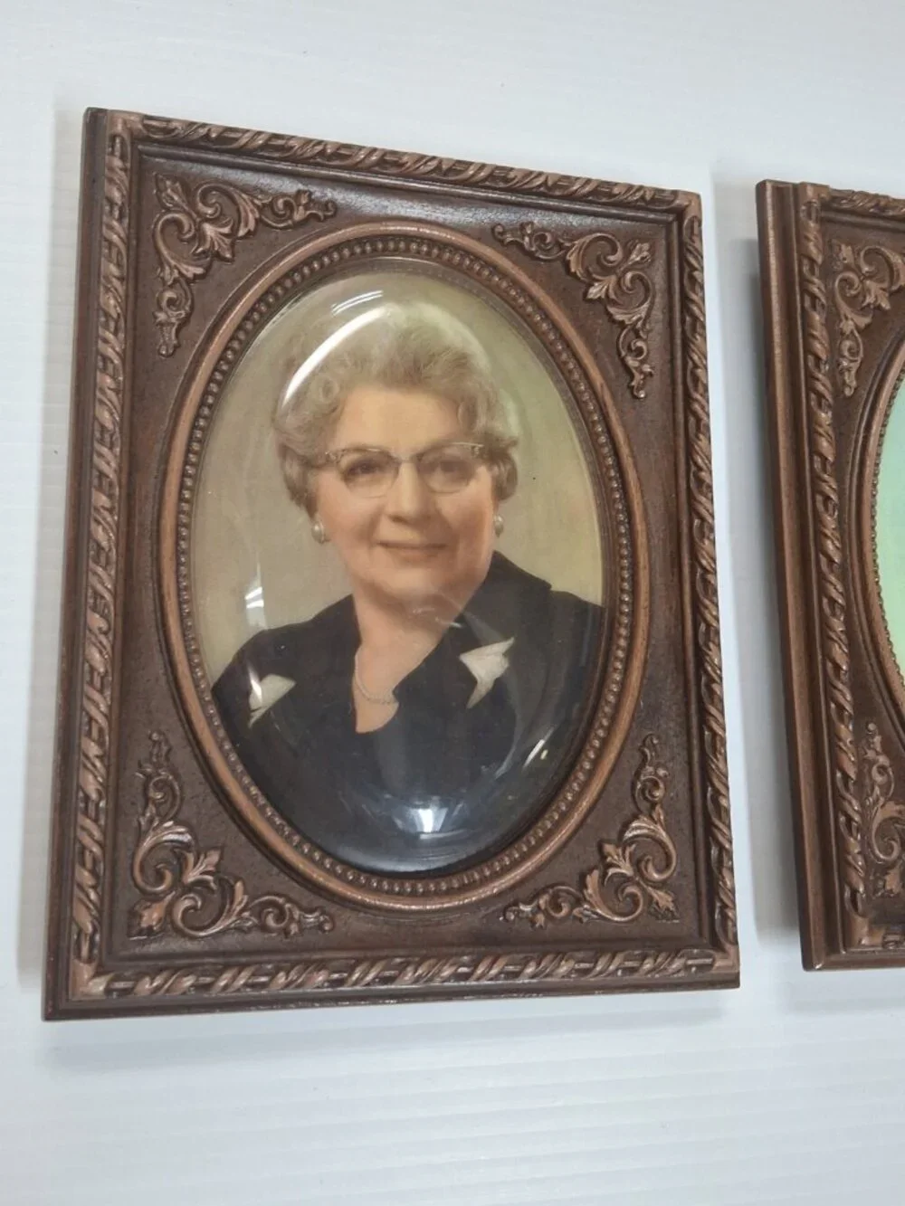 Vtg Ornate Picture Frame Pair- Convex Bubble - 5x7 - Plastic-Brown